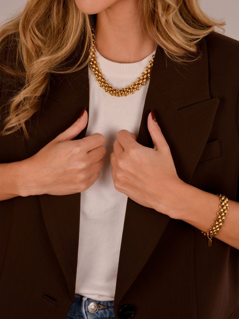 Colar em Aço Contemporâneo Dourado ou Prateado