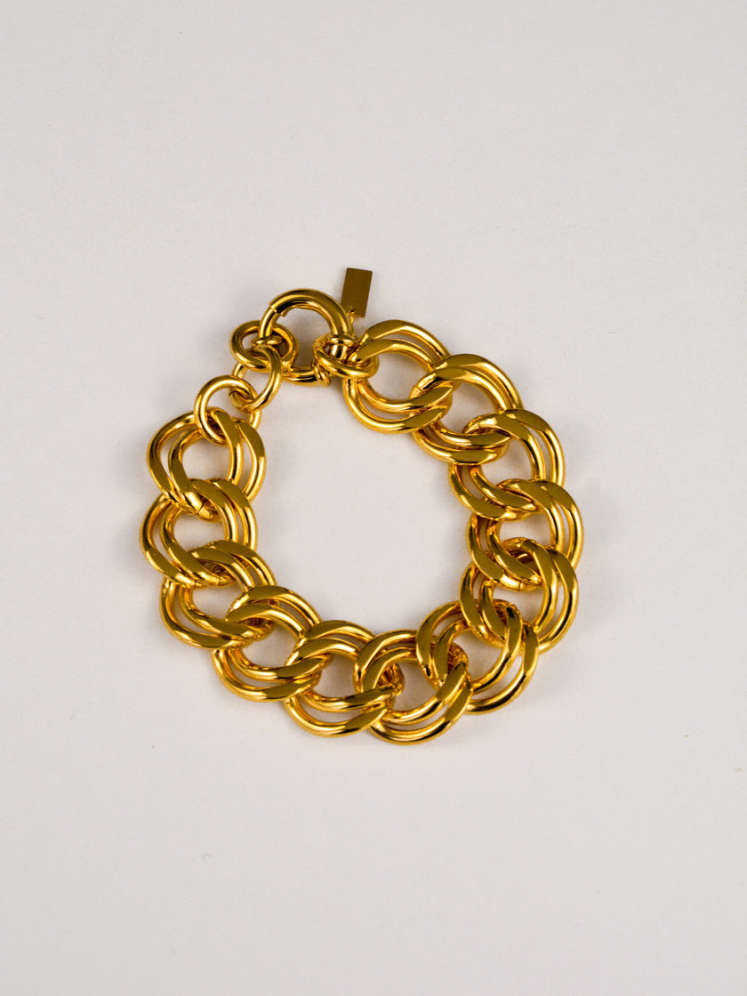 Pulseira em Aço Dourada Contemporânea com Malha Dupla Larga