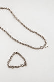 Colar em Aço Dourado ou Prateado com Corrente Torcida
