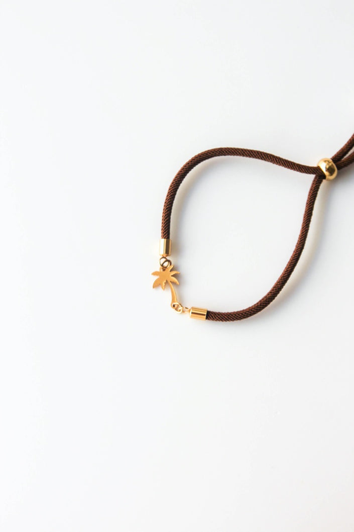 Pulseiras Coloridas com Medalhas