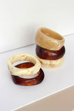 Pulseiras de Resina em Tons Neutros