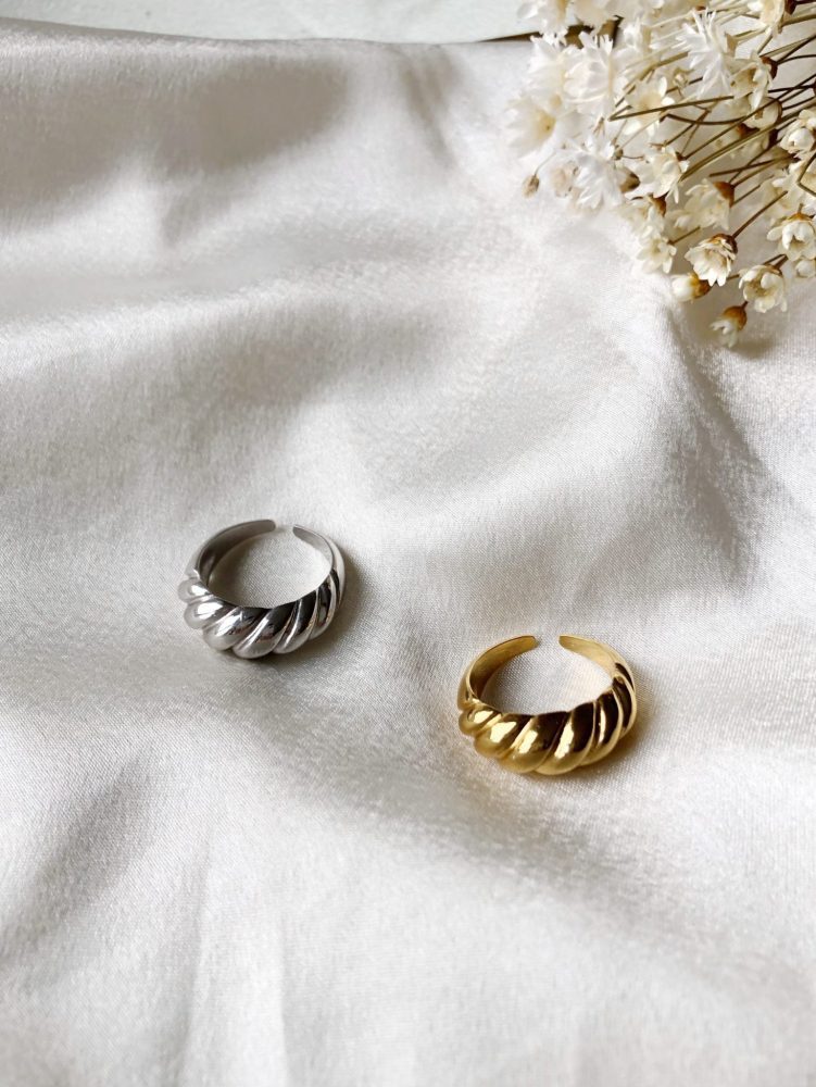 Meissa Traced Ring in Silver