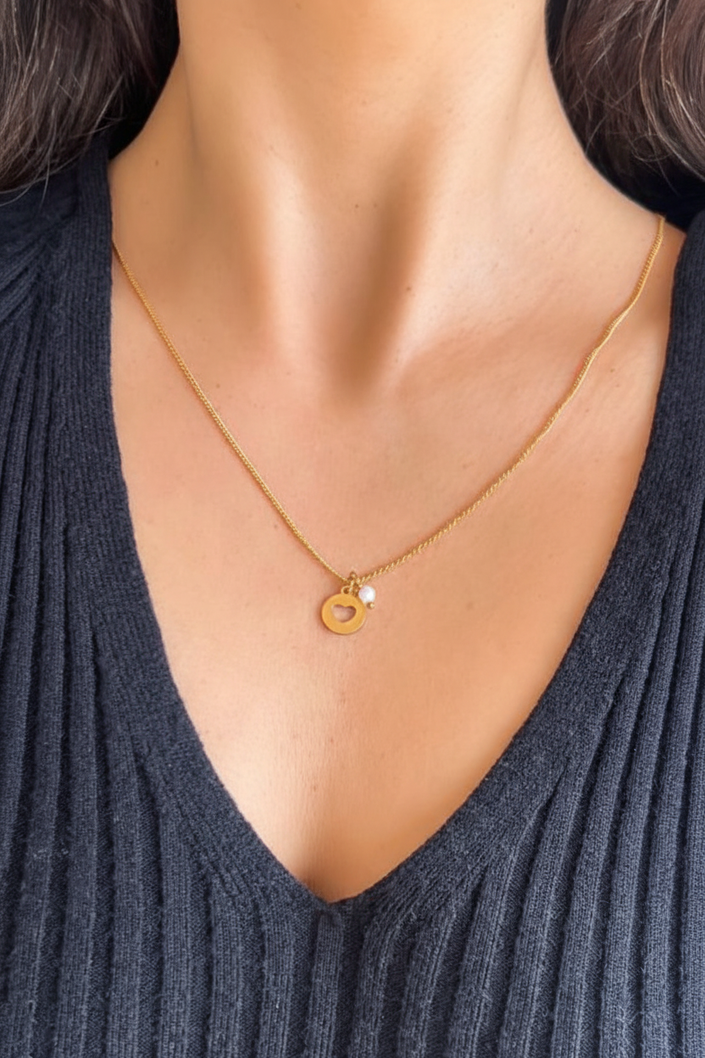 Colar coração e pérola - melhorado cores e definição