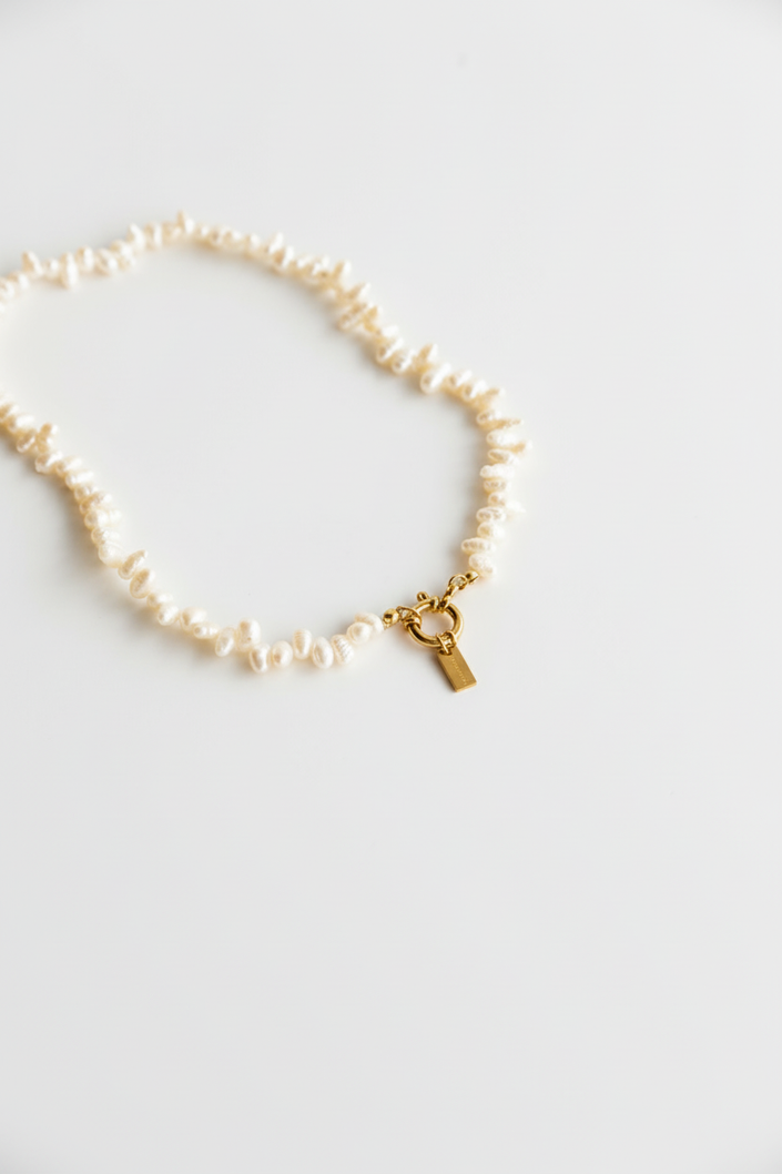 Colar Pérolas Ovais