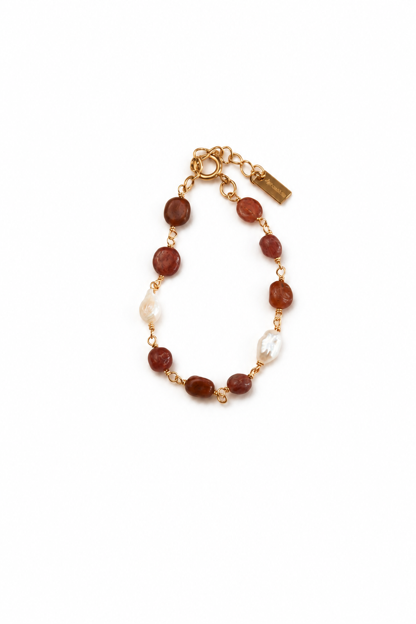 Pulseira em Aço com Pérolas Naturais e Ágata em Tons de Vinho