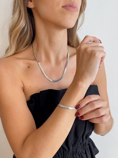 Conjunto em Aço Colar e Pulseira Achatada em Prateado